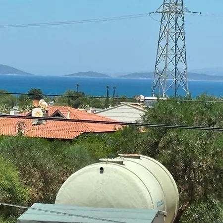 Alacati Pool And Garden Vila Çeşme