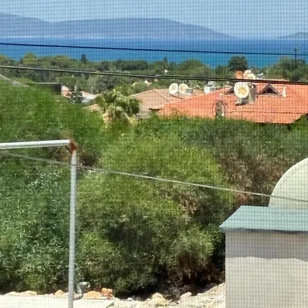 Alacati Pool And Garden